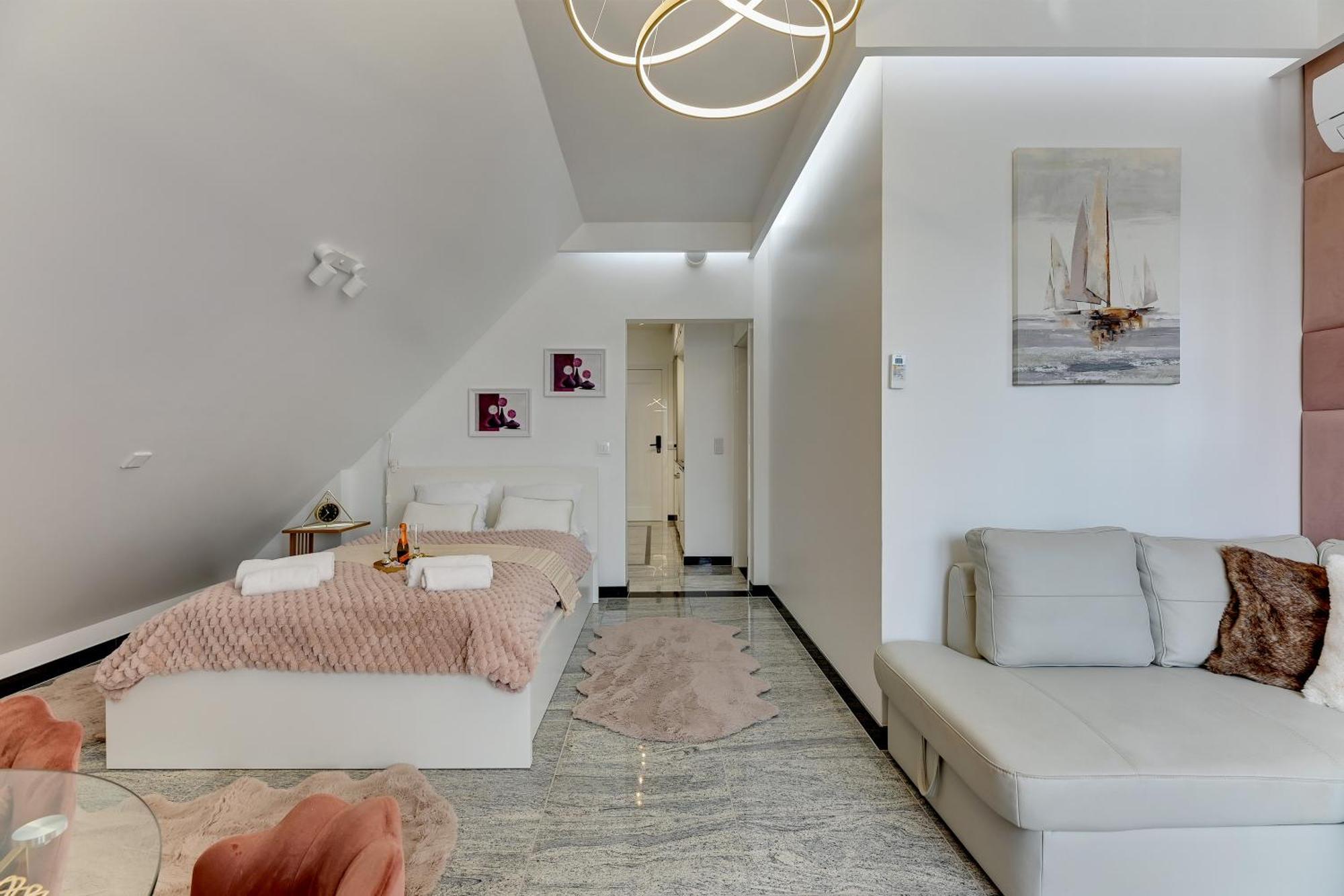 Granaria Kingdom & Happiness Premium Apartments By The River - Gratis Prosecco กดัญสก์ ภายนอก รูปภาพ