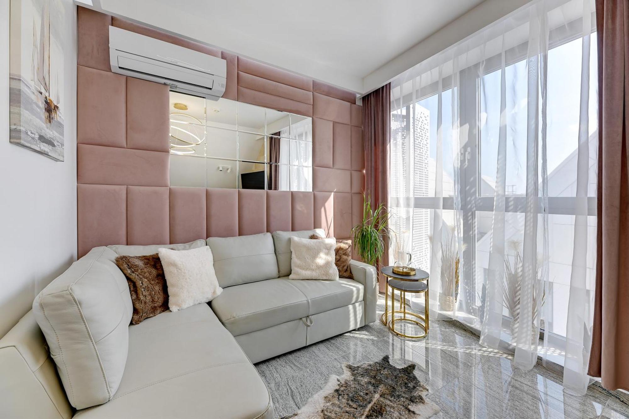 Granaria Kingdom & Happiness Premium Apartments By The River - Gratis Prosecco กดัญสก์ ภายนอก รูปภาพ