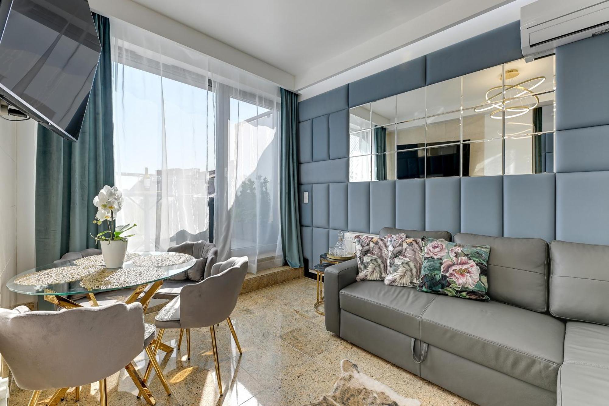 Granaria Kingdom & Happiness Premium Apartments By The River - Gratis Prosecco กดัญสก์ ภายนอก รูปภาพ