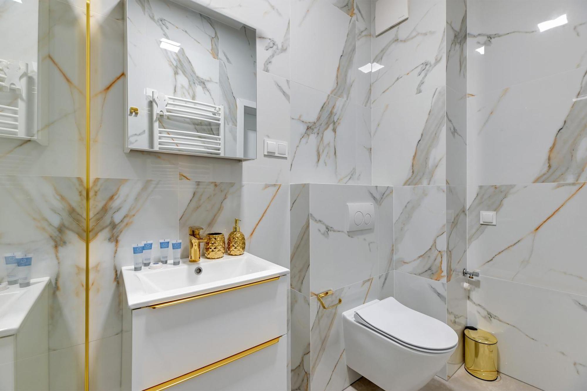 Granaria Kingdom & Happiness Premium Apartments By The River - Gratis Prosecco กดัญสก์ ห้อง รูปภาพ